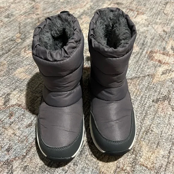 Kids Dream Pairs Snow Winter Boots Gray Lined Size 12 Insulated Unisex - Picture 2 of 7
